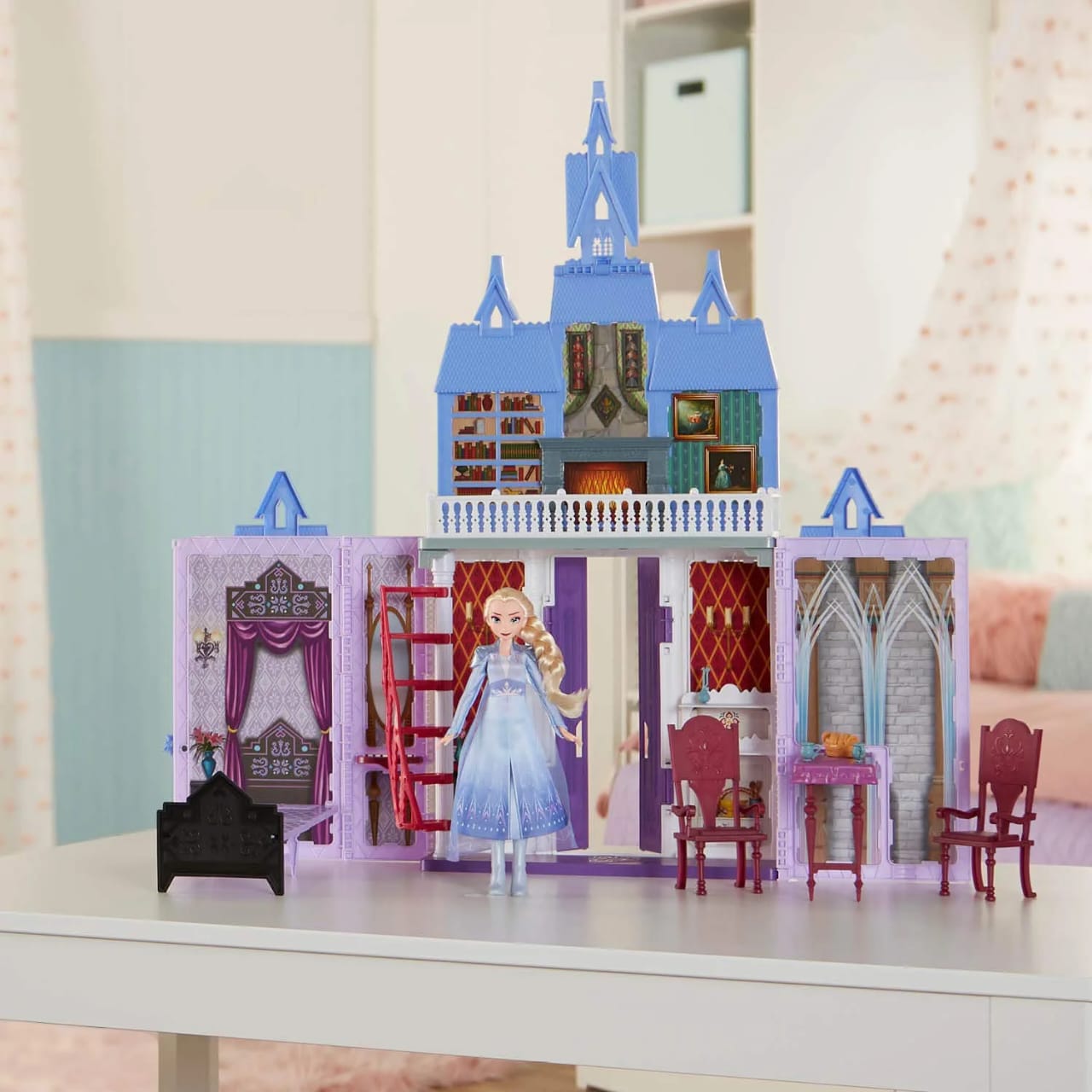 Disney Frozen Fold and Go Arendelle Castle Playset Inspired 2 Movie, Portable Play - Toy for Kids Ages 3 and up - Image 2