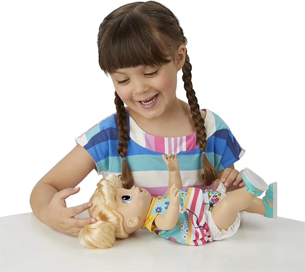 Baby Alive Step Giggle Baby Blonde Hair Doll with Light-up Shoes, Responds with 25+ Sounds and Phrases, Drinks and Wets, Toy for Kids Ages 3 Years Old and Up - Image 3