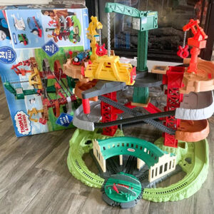 Set treni, Thomas and Friends Trains and Cranes Super Tower