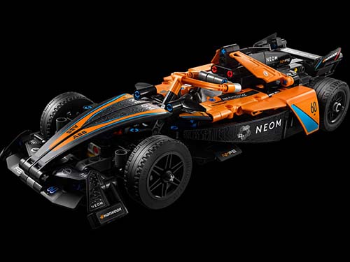 Lego Technic McLaren Formula E Team 42169 - Image 4