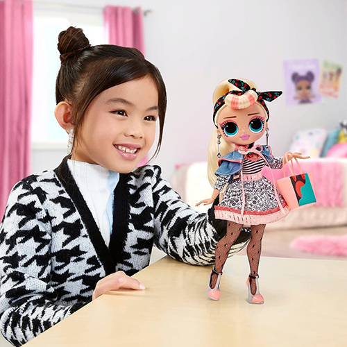 Kukulla Lol Surprise OMG to-Go Diner Playset with 45+ Surprises- Miss Sundae Exclusive Fashion Doll with Color Change - Image 8