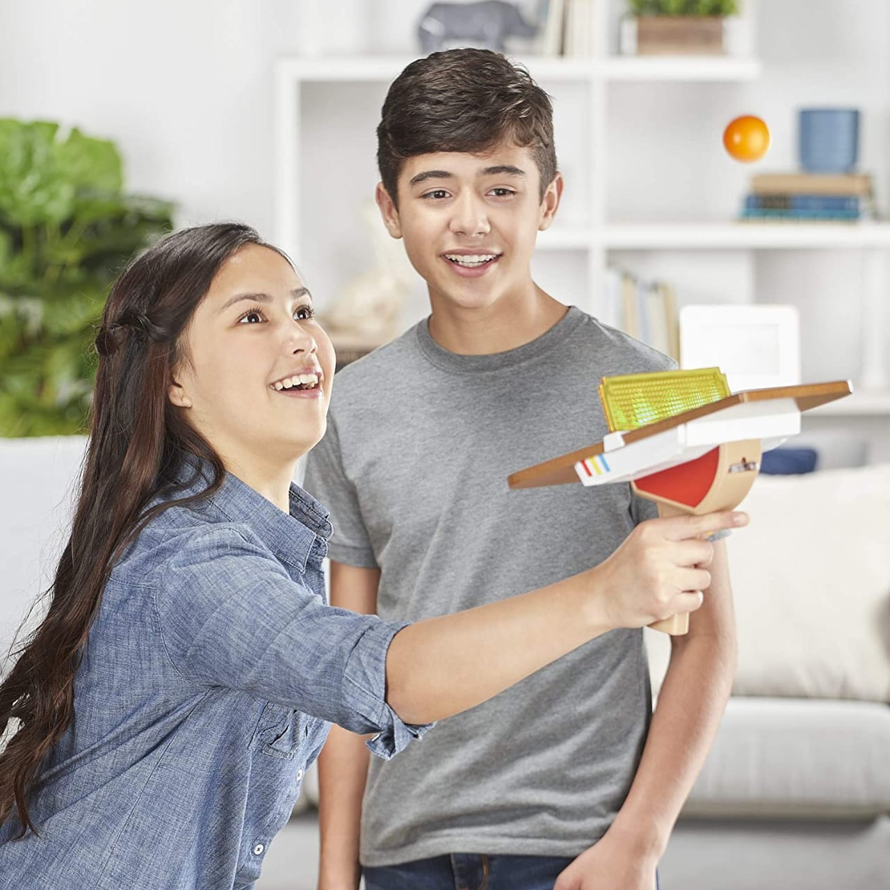 Hasbro Tiny Pong Solo Table Tennis Kids Electronic Handheld Game - Image 8