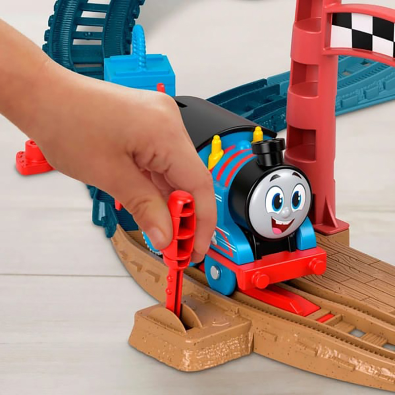 Thomas & Friends Launch & Loop Maintenance Yard - Image 4